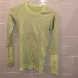 Lululemon long sleeve tee